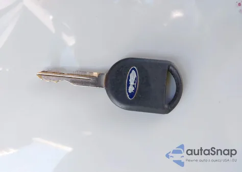 2001 Ford Explorer Sport Trac z USA, uszkodzony, nr VIN 1FMZU77E11UC48088